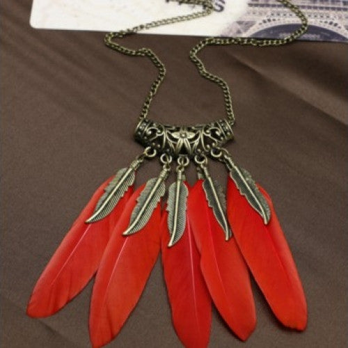 Bohemia Style Feather Leaves Pendant Necklace